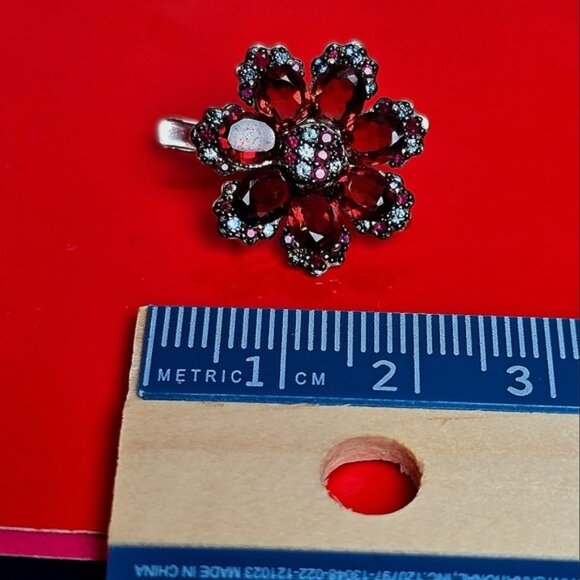 925 Sterling Silver flower Earrings with Natural Garnet, Sapphire, Ruby Gemstone - Picture 6 of 9